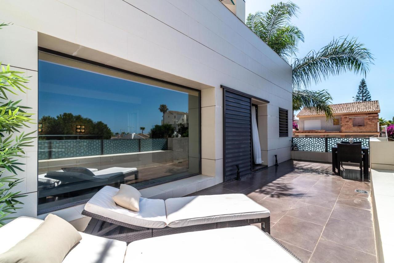 Vacation Marbella I Villa Riviera Del Sol, Private Pool, Jacuzzi, Walking Distance To The Beach Malaga Bagian luar foto