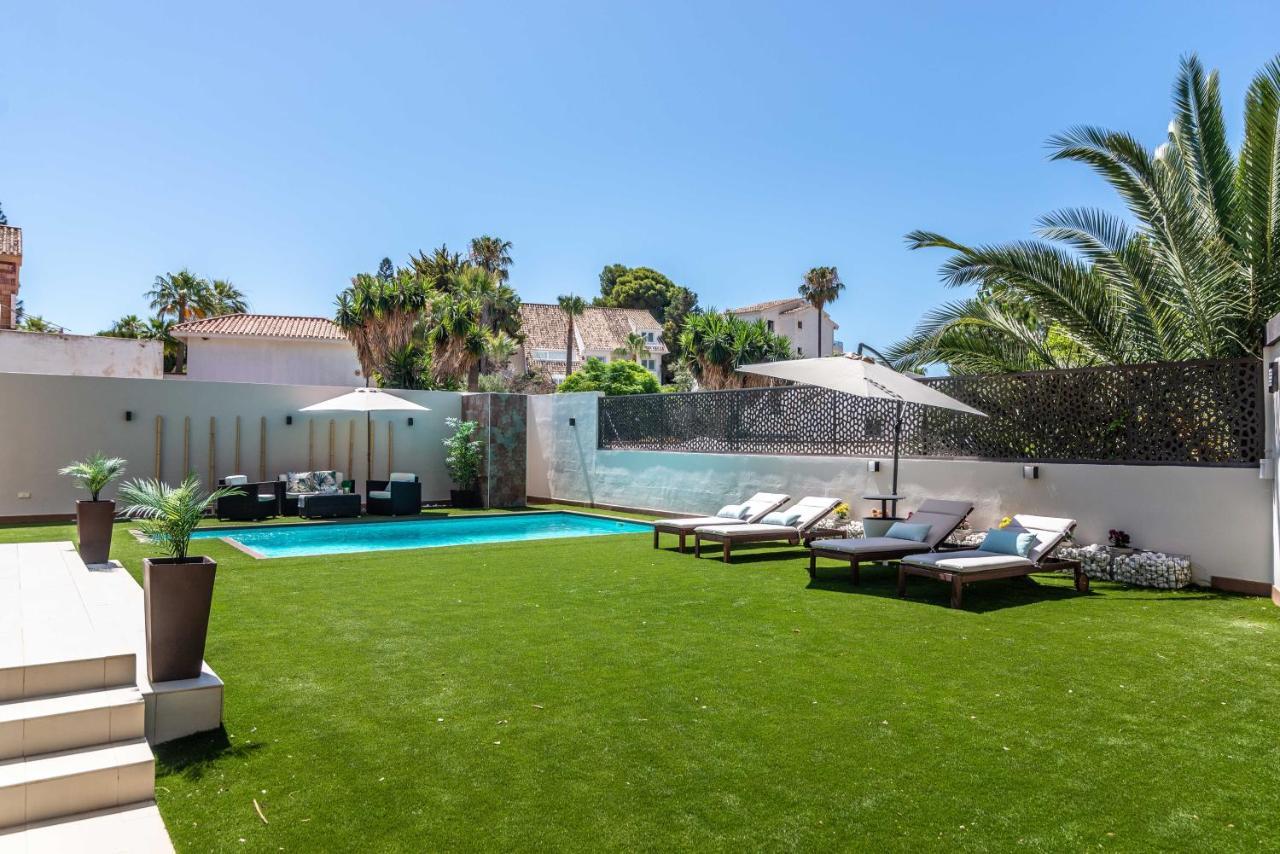 Vacation Marbella I Villa Riviera Del Sol, Private Pool, Jacuzzi, Walking Distance To The Beach Malaga Bagian luar foto